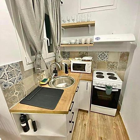 Comfortable Apartment In The City Center Atenas Exterior foto