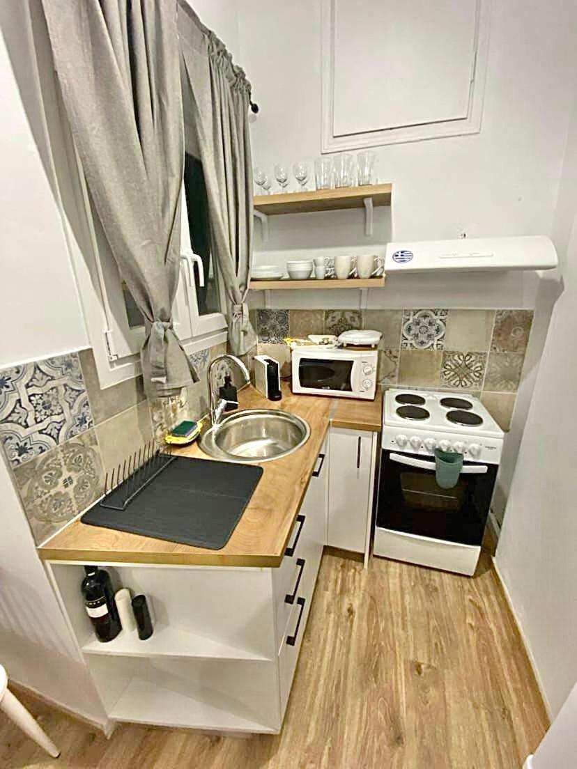 Comfortable Apartment In The City Center Atenas Exterior foto