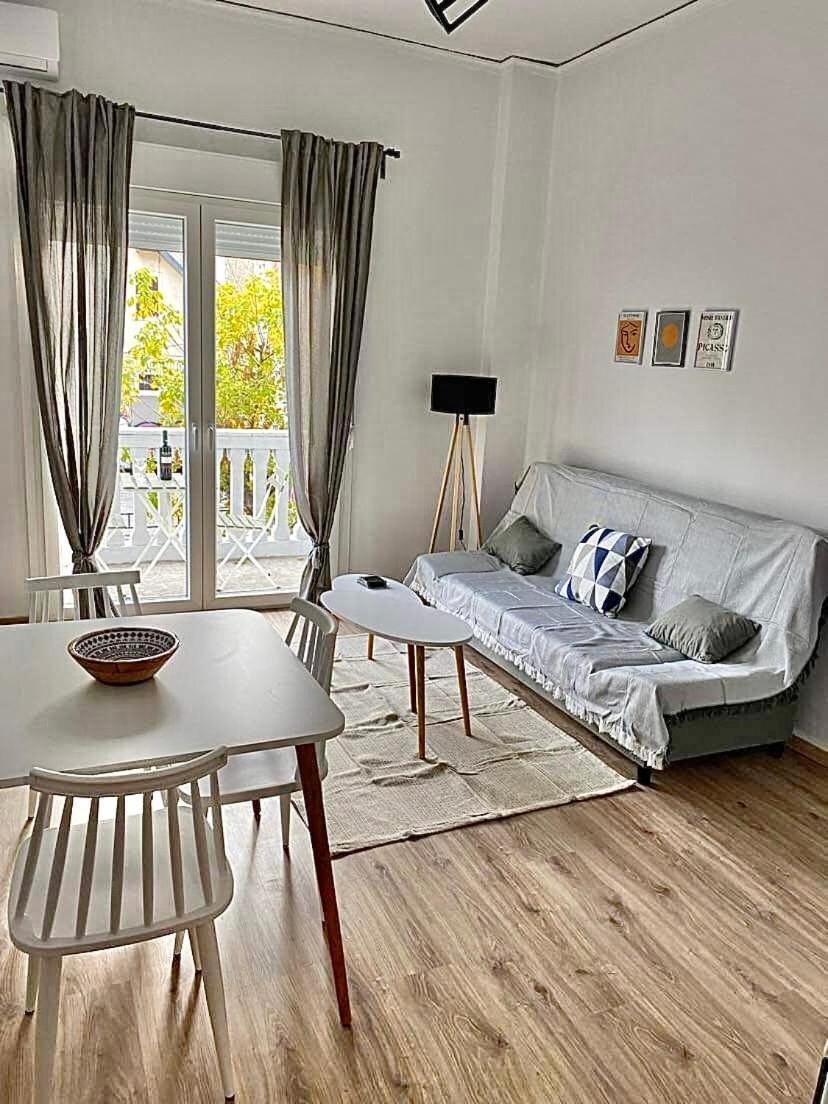 Comfortable Apartment In The City Center Atenas Exterior foto